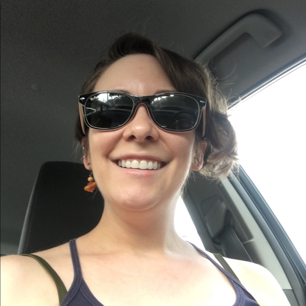 Meet your Posher, Amanda